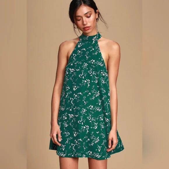 green floral swing dress Unique Vintage Plus Size Green Floral Sweetheart Swing Dress main image 1